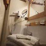 Logis Relais Des Cailleres 招待所 4*