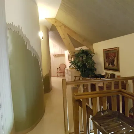 Logis Relais Des Cailleres 4* Saint Pavace
