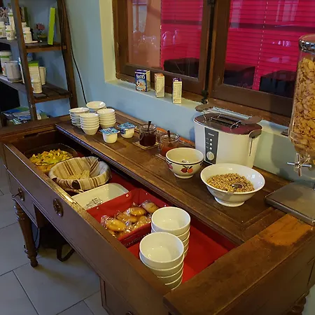 Gasthof Logis Relais Des Cailleres Saint Pavace