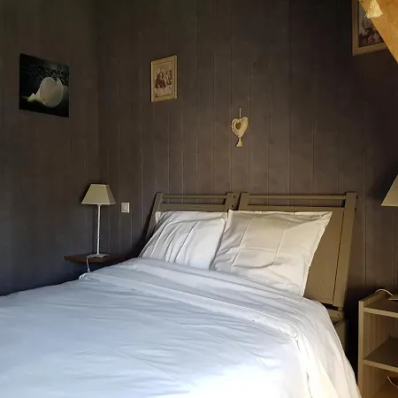 Guest house Logis Relais Des Cailleres 3*