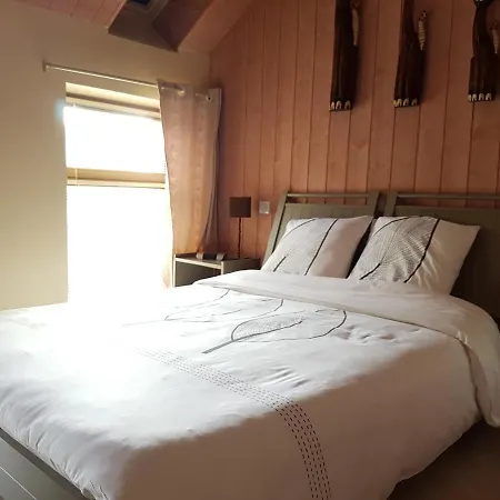Pensjonat Logis Relais Des Cailleres Saint Pavace