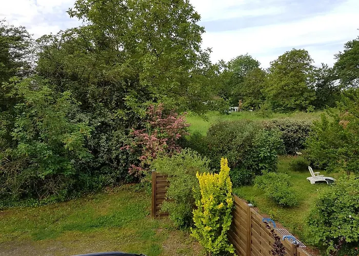 Logis Relais Des Cailleres Saint Pavace