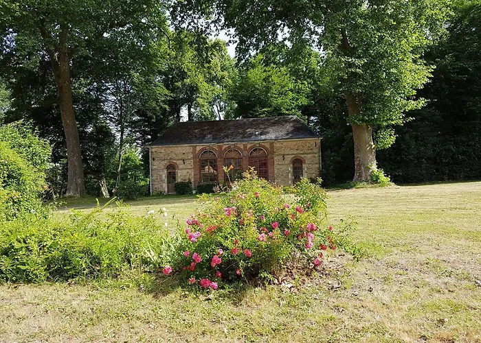 Logis Relais Des Cailleres 4* Saint Pavace